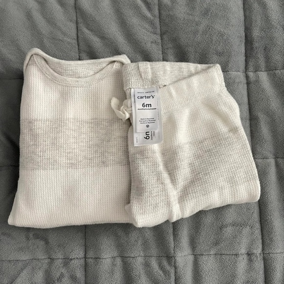 Carter’s set - Picture 3 of 3